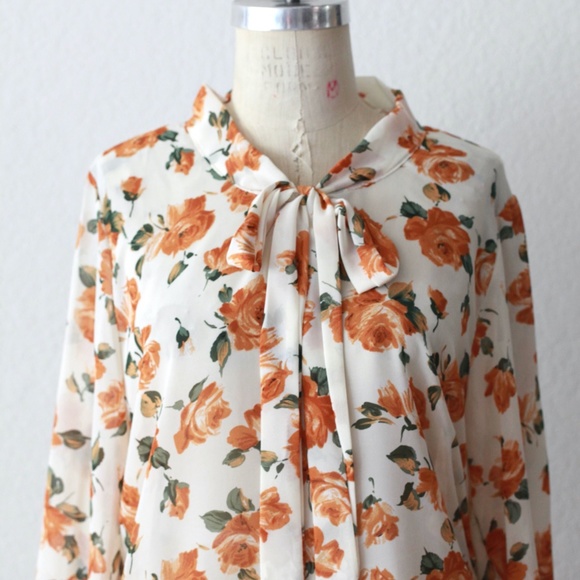 Chiffon yellow rose bow tie blouse - M - Picture 3 of 8